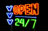 Neon LEDruk - podświetlane litery-neony w technologii druku 3D